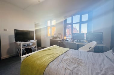 Sherwin Road, Lenton, Nottingham - Image 2